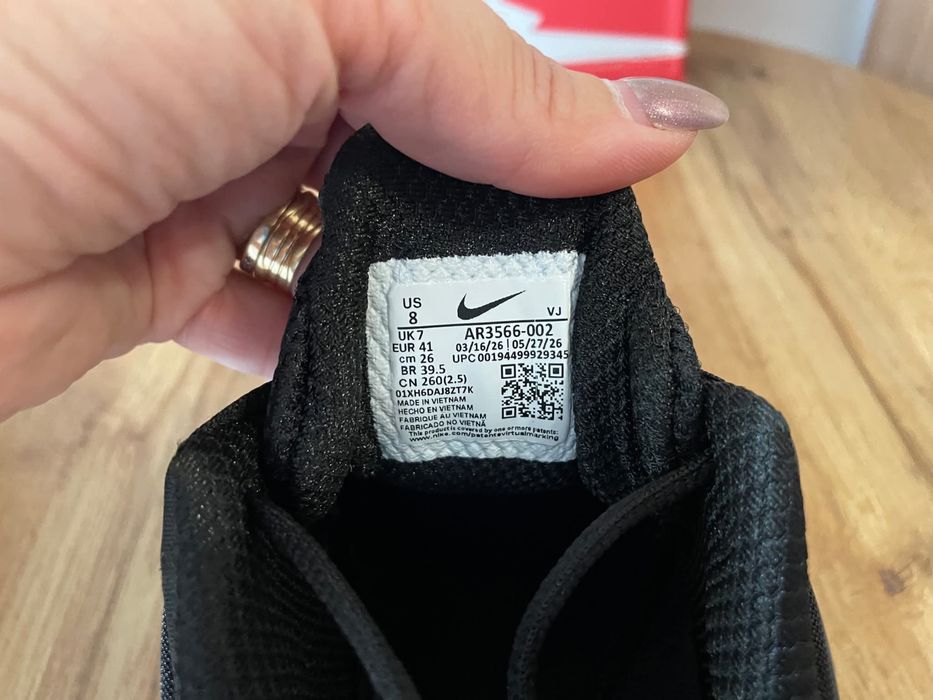 Adidasi NIKE Shox nr 39 - 43