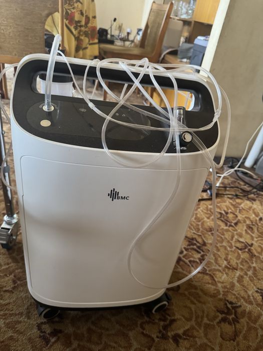 Инвалидна количка, подвижна тоалетна, кислороден концентратор и други.