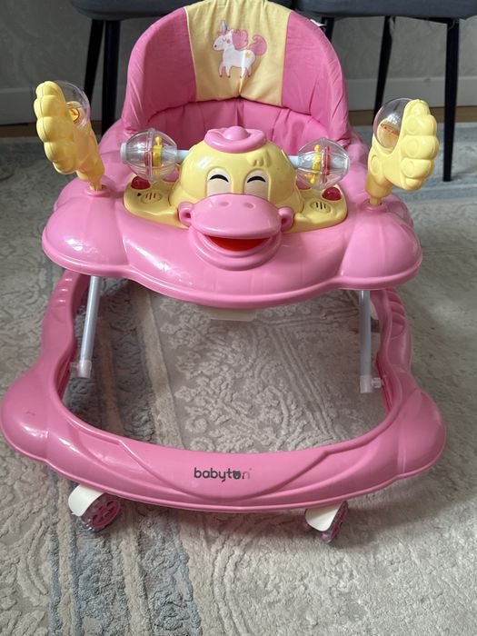 Ходунок бу  продам.      Срочна.