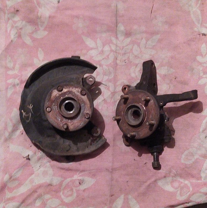 Передние ступицы Toyota vista sv30