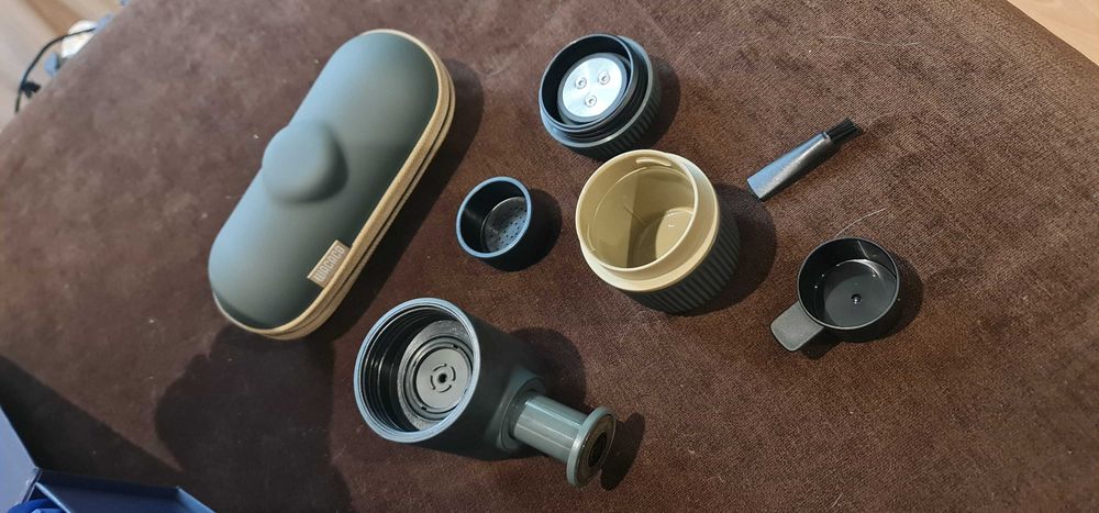 Vand WACACO Nanopresso Editie Dark Grey + prosop + Cuppino NOU