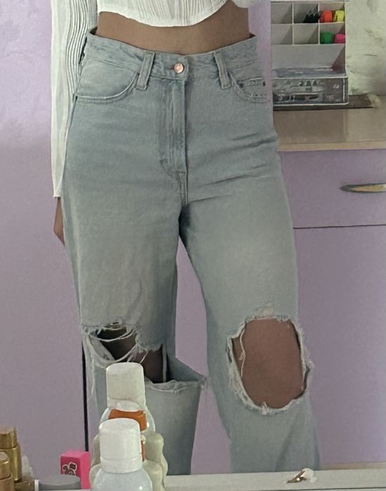 Джинсы рваные оверсайз