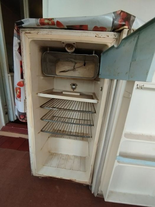 Советский холодильник