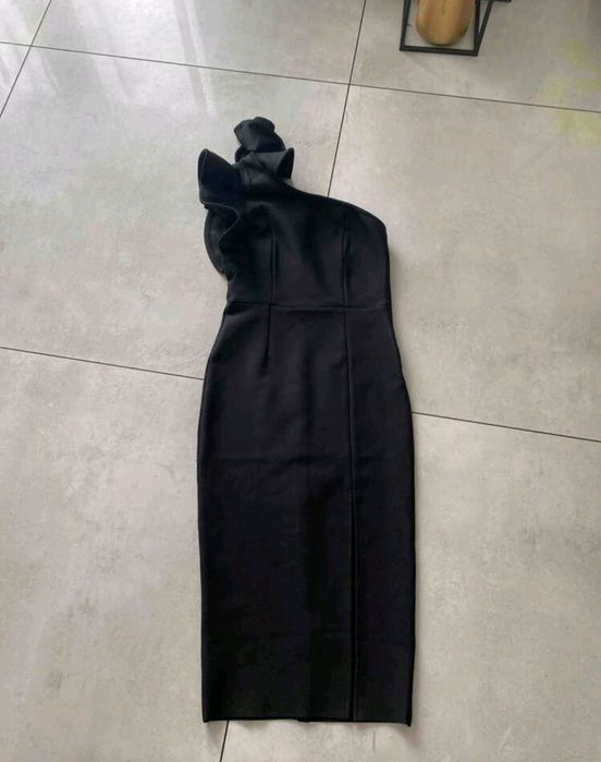 Черна Бандажна рокля