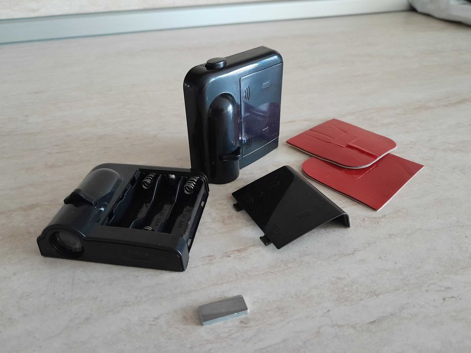 LED проектор с логото на Митсубиши