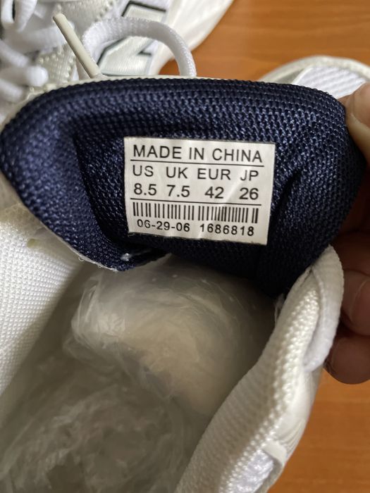 Кроссовки размер 40-41