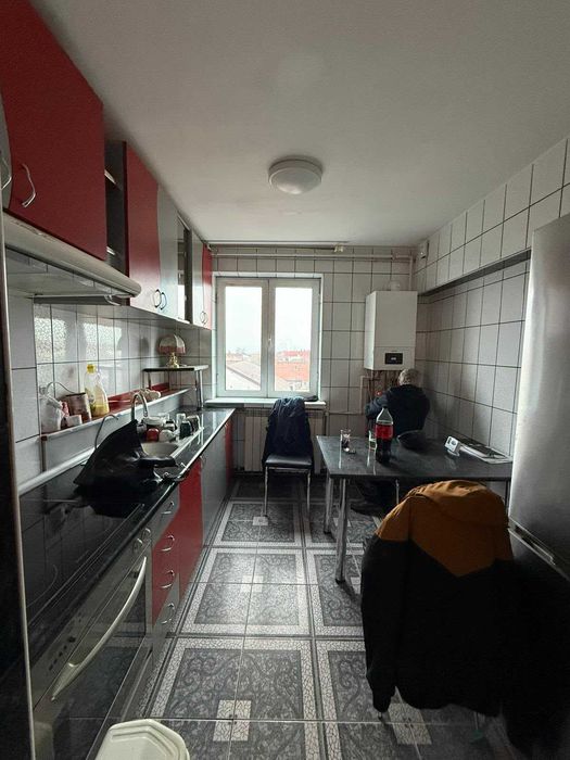 Apartament 3 camere - central - Drobeta Turnu Severin