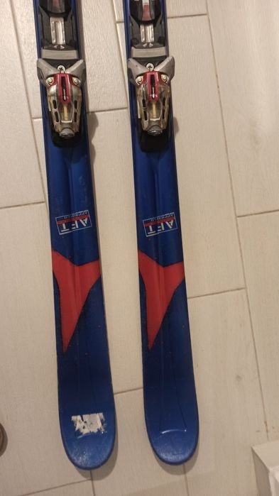 Skiuri Atomic 163 lungime