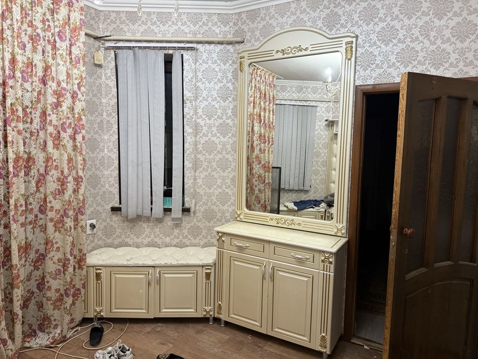 Продам прихожую мебель