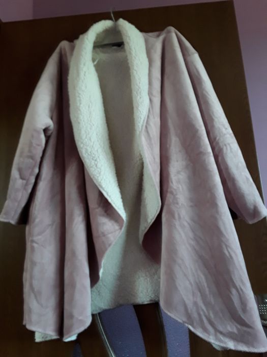 Vând Cardigan Damă Lung  cu Blanita Nou Italia Mărimea L-XL