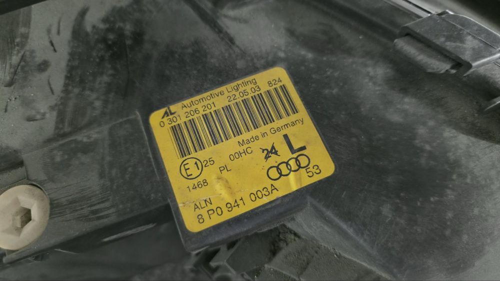 Фар ляв Audi A3 8P 2003-2008