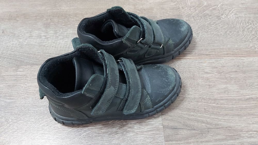 Детские осенние ботинки