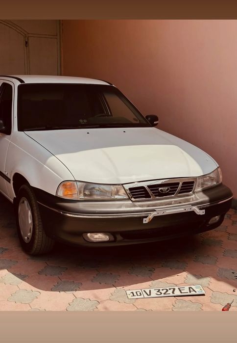 Olmaliq ni moshinasi minishga tayor