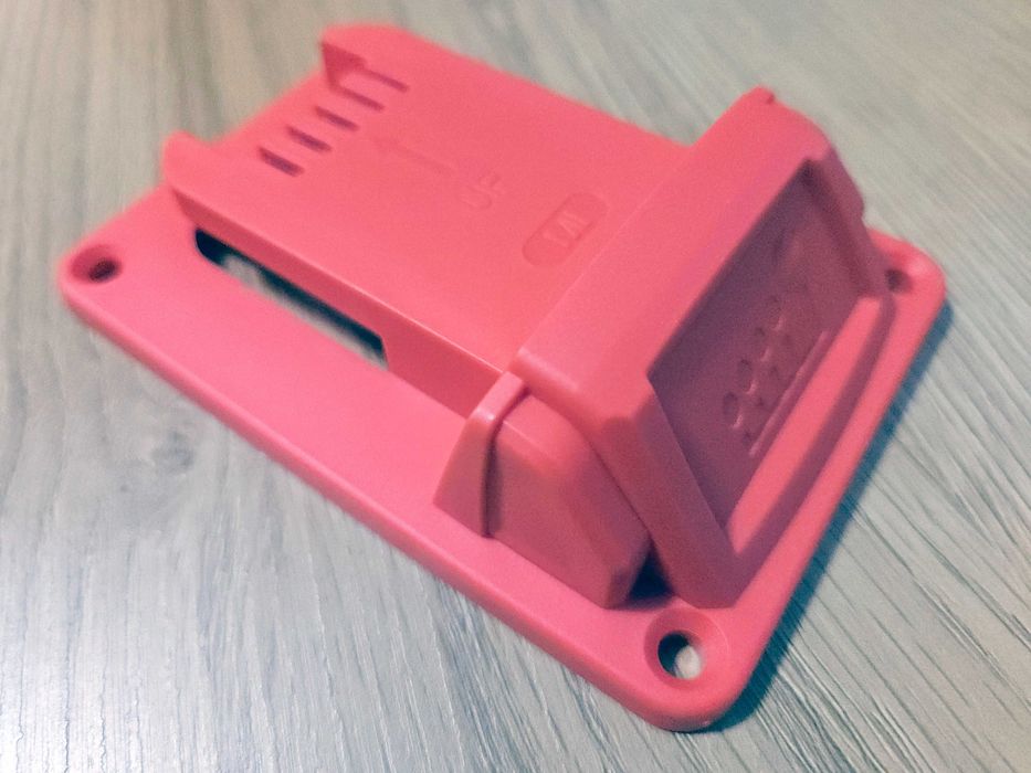 Стойка / държач за инструмент / уред Dewalt / Makita / Milwaukee