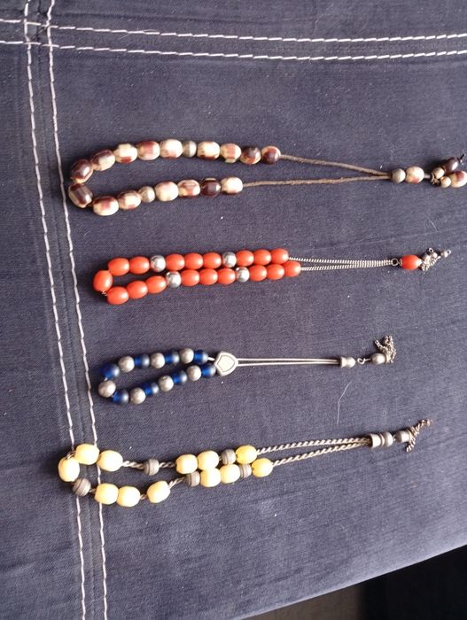 Сребърни броеници!