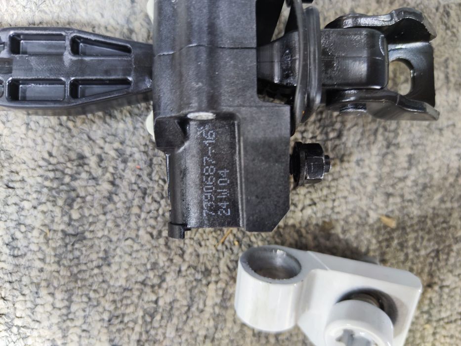 Balamale opritor usa stanga spate Bmw X3 G01 X4 G02