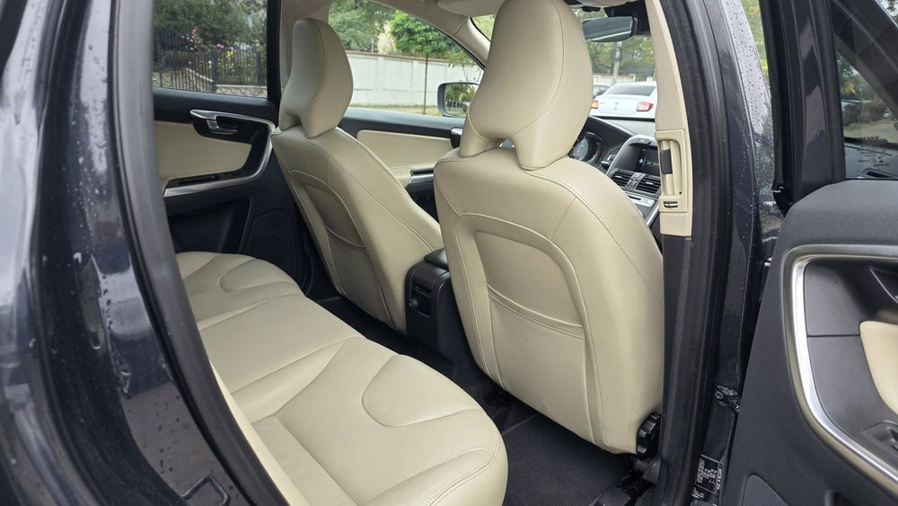 Volvo XC60 2.0 D4 *An 2015 * Cutie Automata * Euro 6 * 181 CP