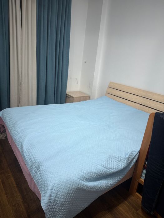 Спальный кровать,шкаф из Шатуры