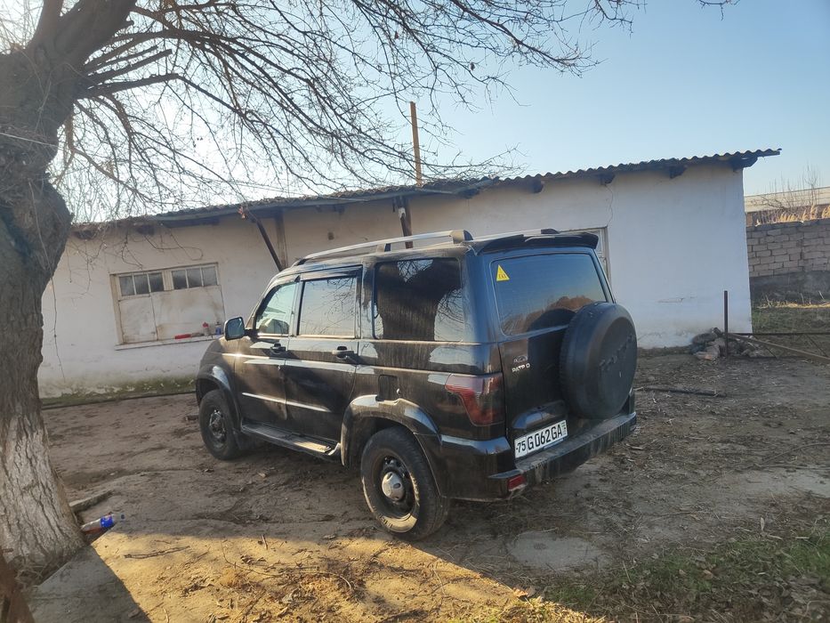 Уаз патриот сотилади