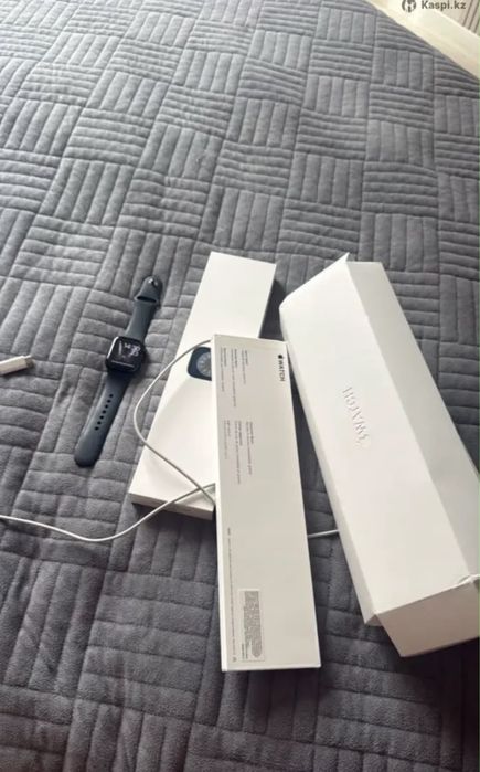 Apple watch S8 41m