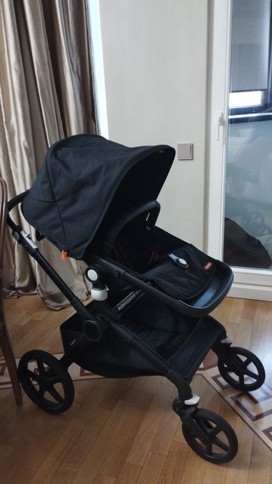 Коляска универсальная 2 в 1 Bugaboo , черный