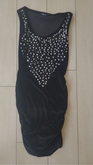 Vand rochite elegante