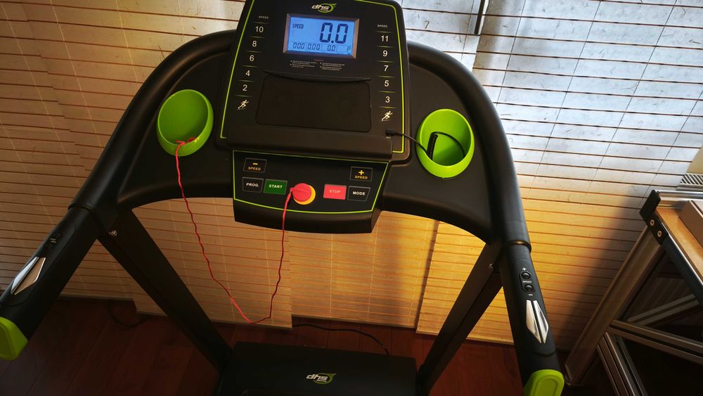 Bandă de alergare electrică DHS Fitness 1431