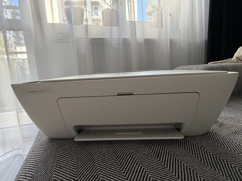 Imprimanta hp deskjet 2700e