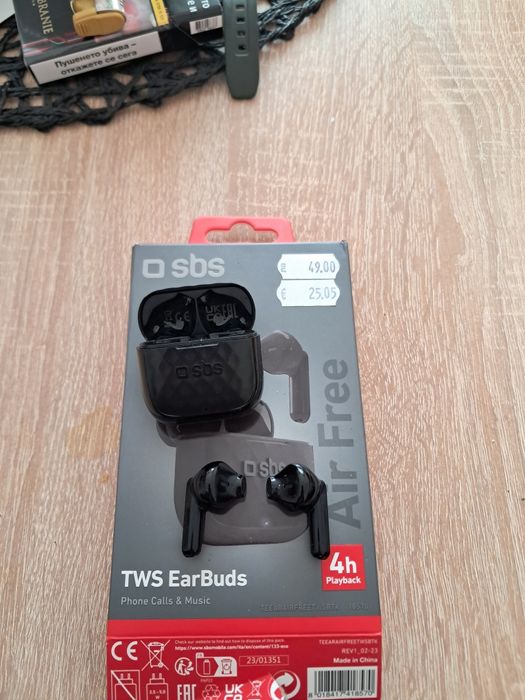 продавам слушалки за Bluetooth за телефон