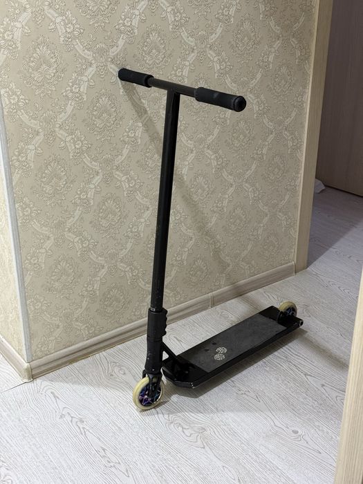 трюковой самокат TechTeam Zorg в новом состоянии