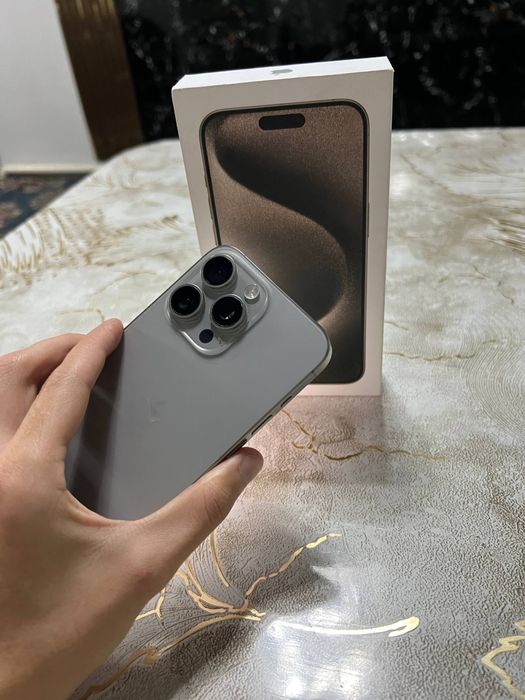 Айфон 15 про мах