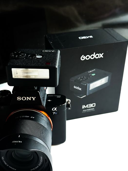 Вспышка godox IM30