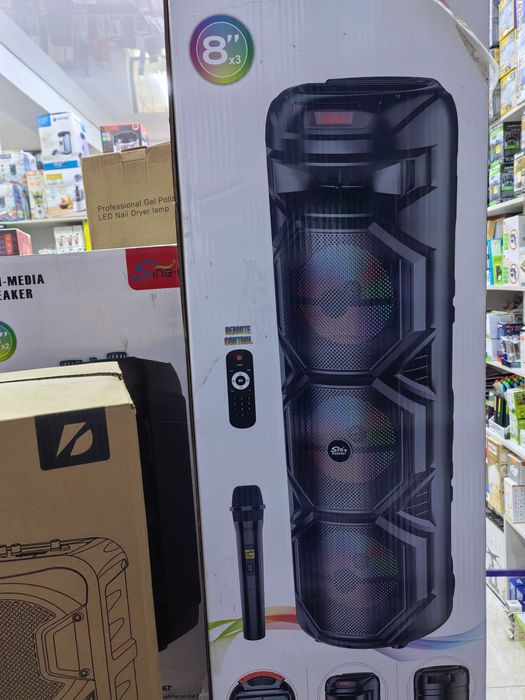 Колонки караоке с микрофоном