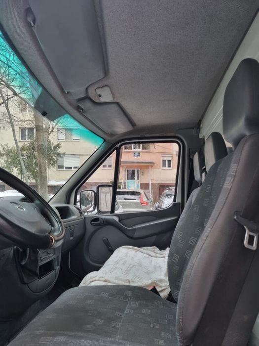 Mașina Mecedes spireter