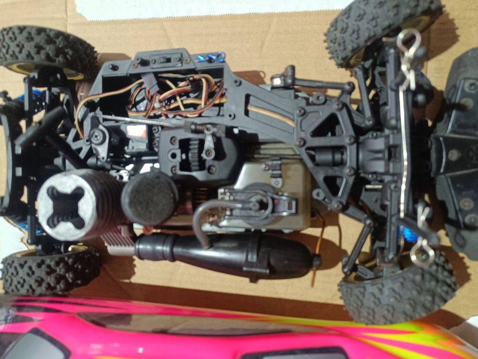 RC Thunder tiger tomahawk 1/10 4х4 nitro Onroad