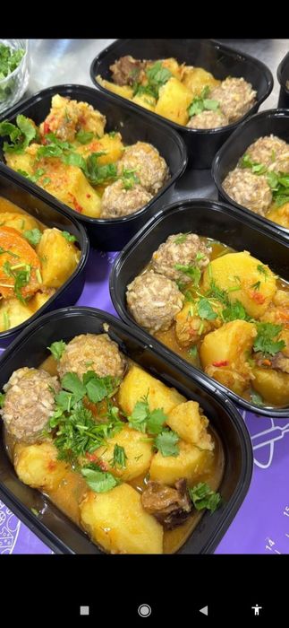 Сифатли ва халол тушликлар!офис ва ишчилар учун.