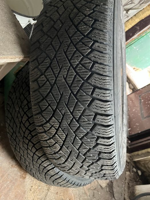 Продам шины зимние липучка