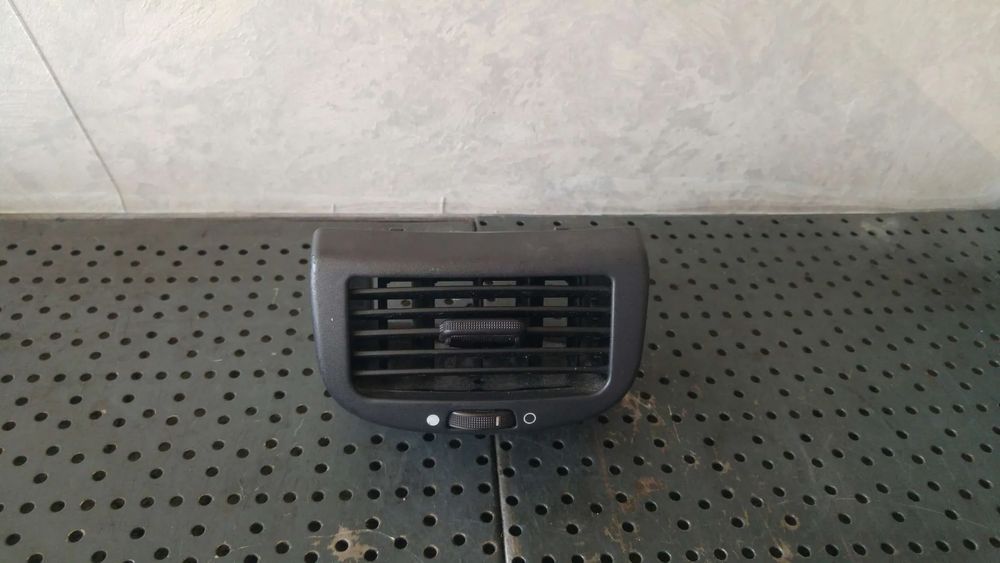 Grila ventilatie spate fiat stilo 192 ls347701