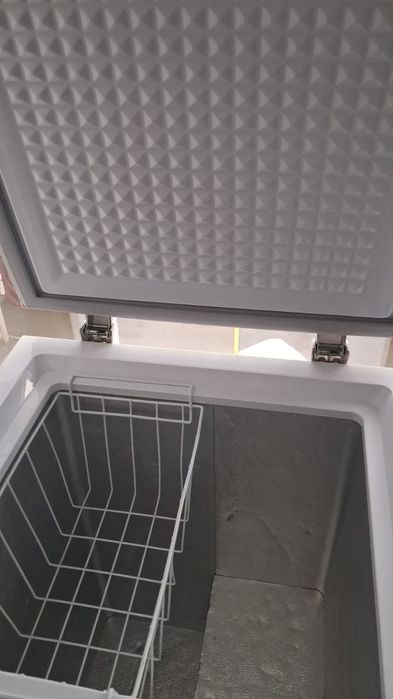 Продается морозильник