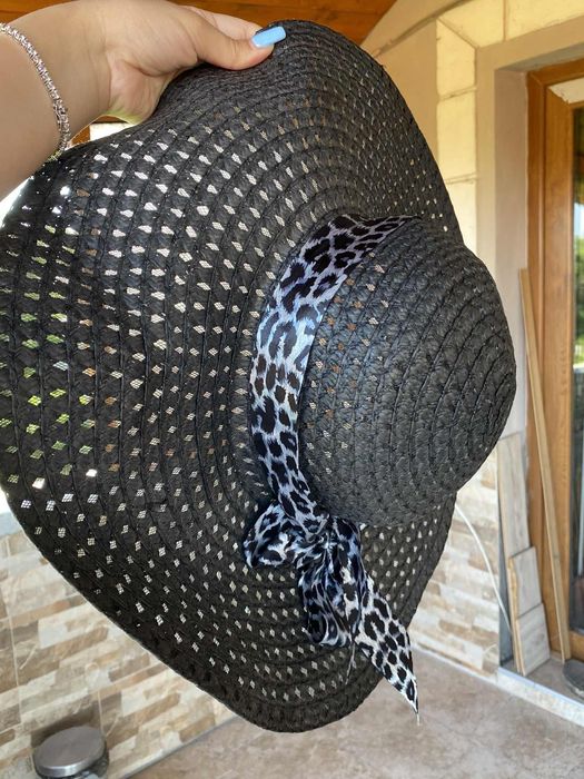 Летни сандали с платформа + подарък капела