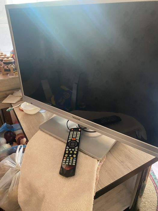 Телевизор Roison. 32 диагональ