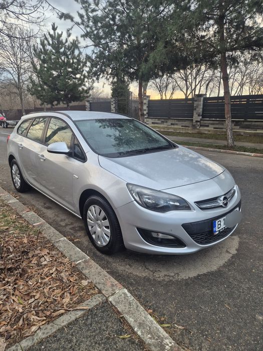 Opel Astra J 1.6 Diesel-2016 !!