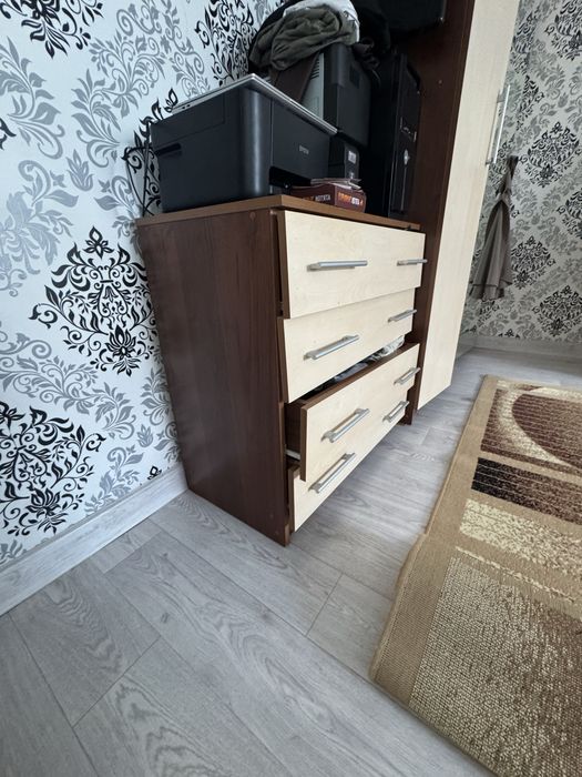 Продам спальний гарнитур