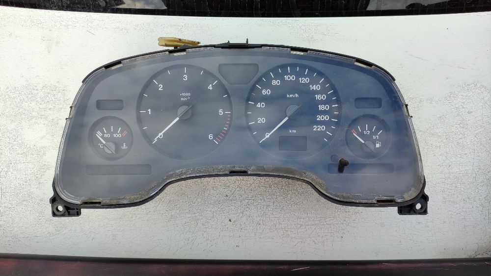 Opel Astra G 2.0dtl оставащи части.