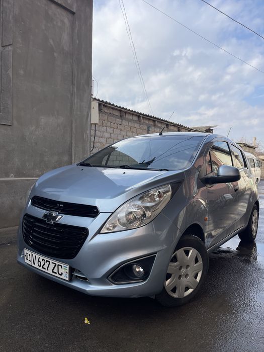 Срочно продам спарк автомат в хорошем состоянии!