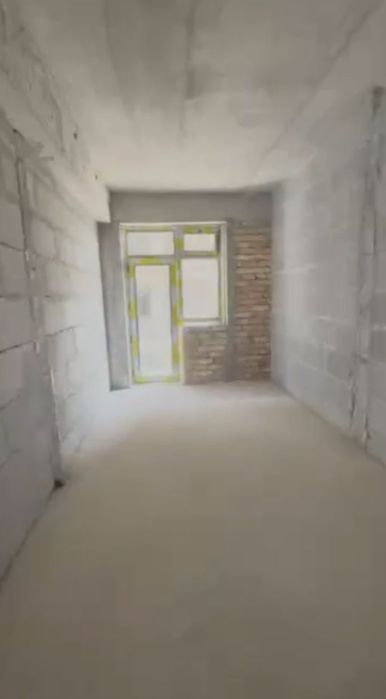 Сурочна прадажа квартира чирчик 8 мк,р кадастирли ипатека можна 17,5%