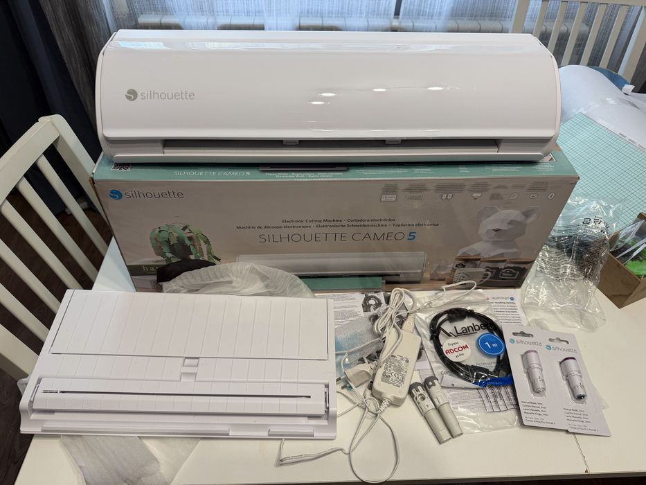 Режещ плотер Silhouette Cameo 5