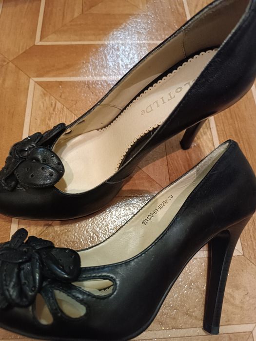 Продам туфли, б/ у,в отличном состоянии