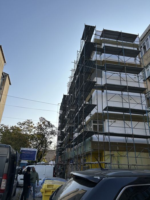 Executam lucrari de constructii case si apartamente / Finisaje