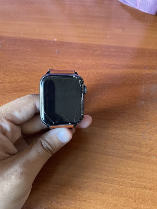 Watch 4-44 black ariginal